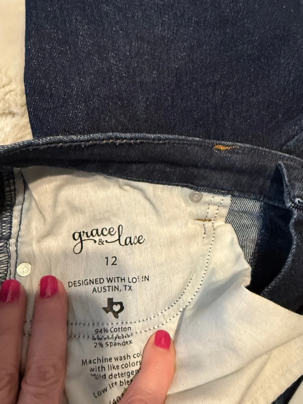 Women’s Boyfriend Jeans - Picture 8 of 8